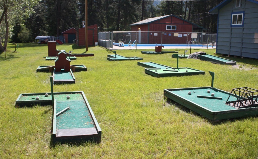 Christina Pines Campground - Mini Golf0-cd2760355056a36.png
